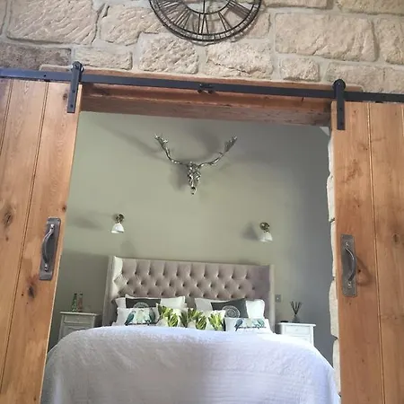 The Stables At Hazel Manor بيت للعطل هاروغايت